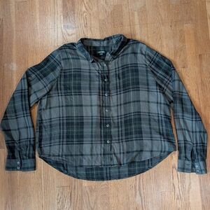 Wild Fable Plaid Button-Up in Earthy Green & Charcoal 🌲🍂
